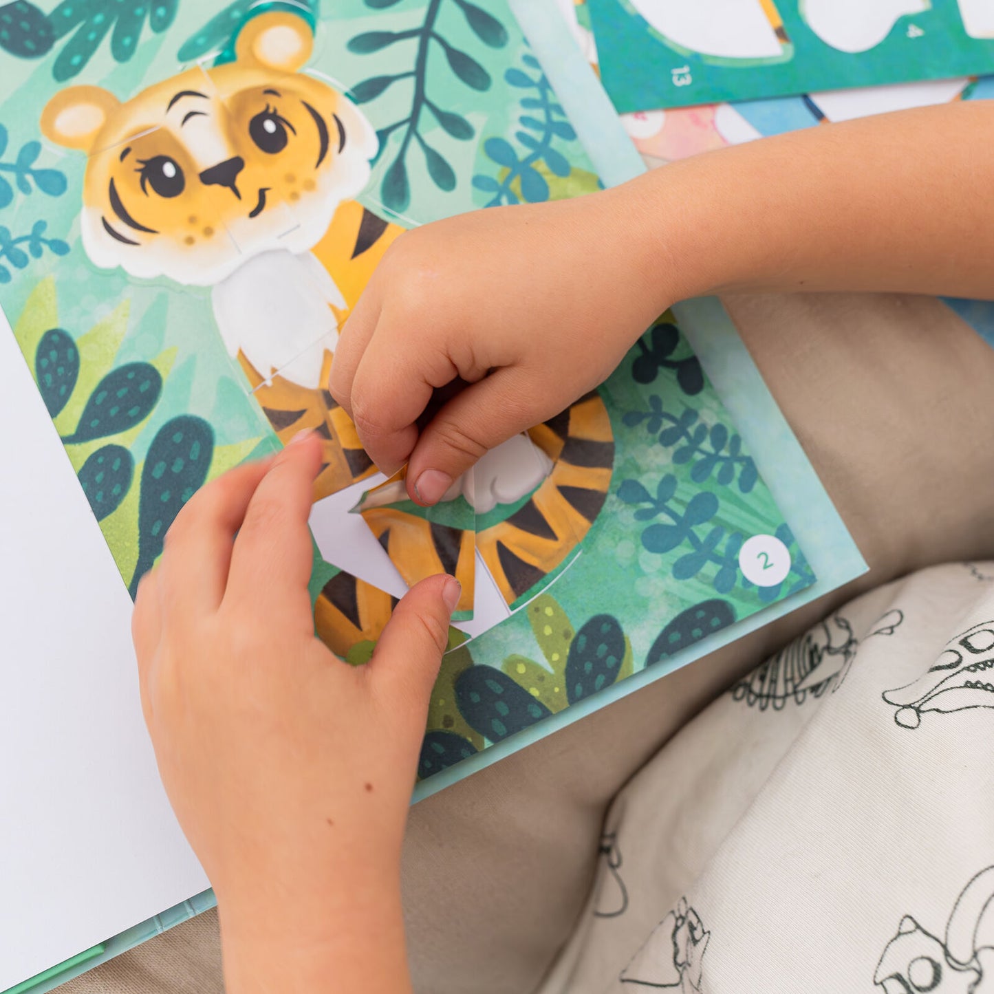 TIGERTRIBE STICKER BY NUMBERS - ANIMALS