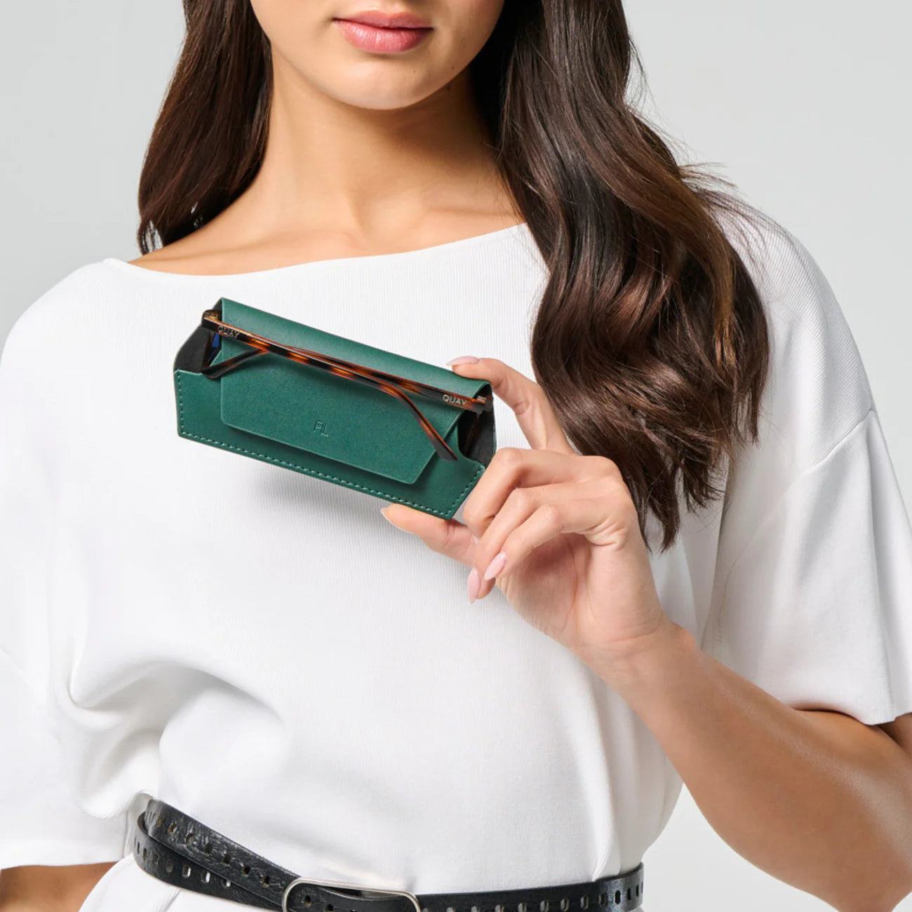 FOX AND LEO GLASSES CASE - FORREST GREEN