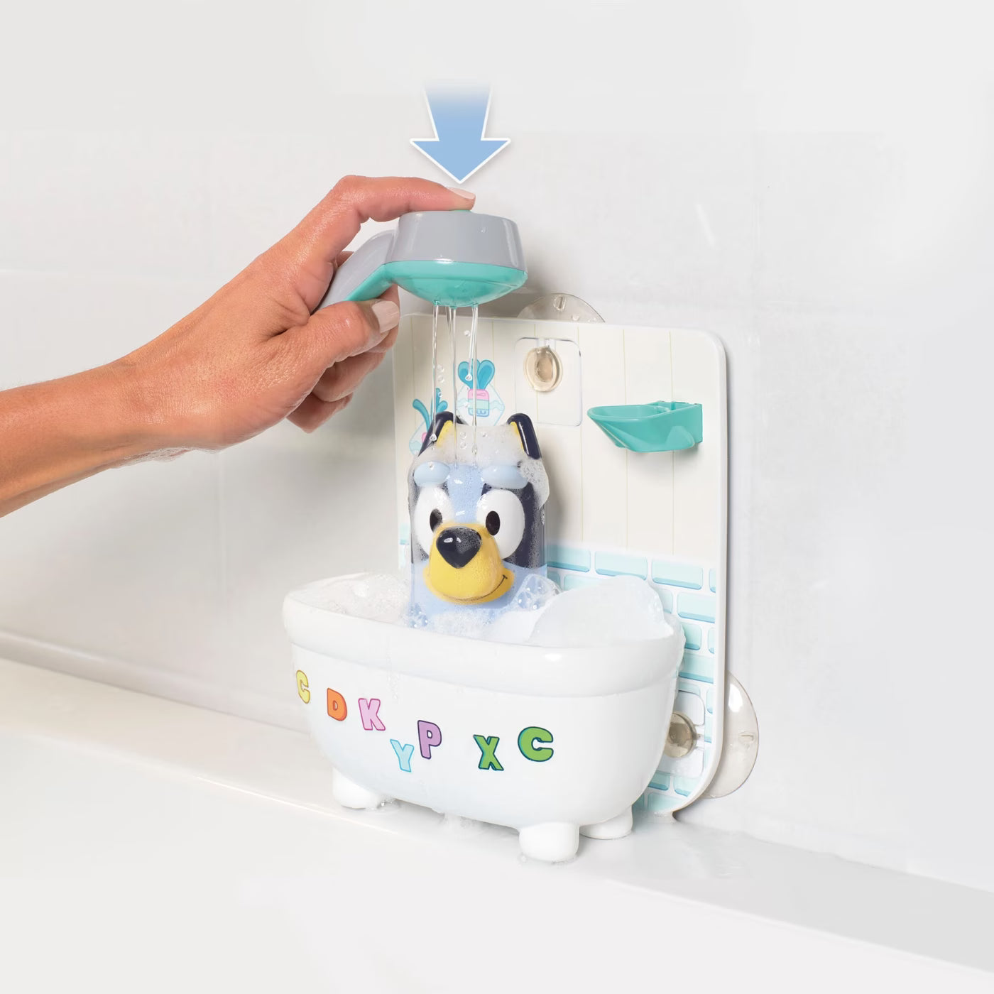 BATH TOY - TOMY TOOMIES BLUEY SHOWER & SCRUB