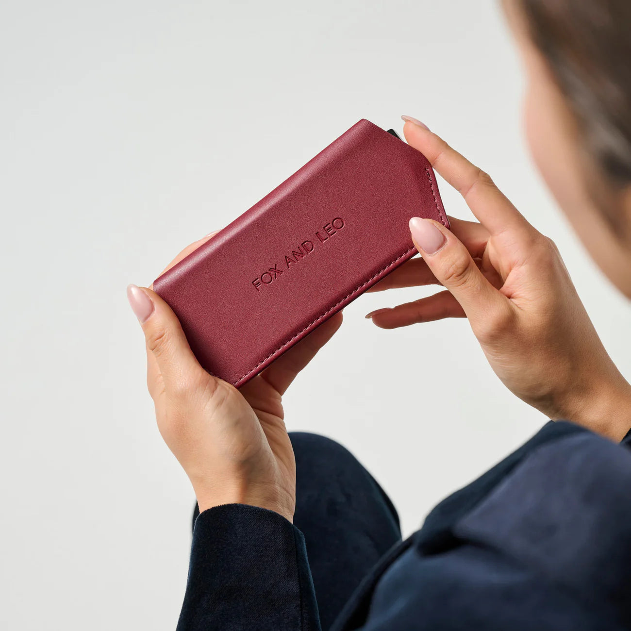 FOX AND LEO GLASSES CASE - BURGUNDY