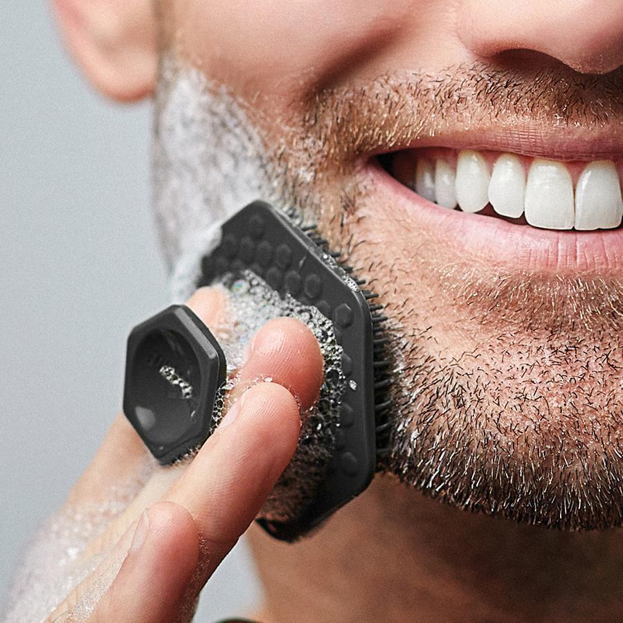 TOOLETRIES - FACE SCRUBBER & HOLDER