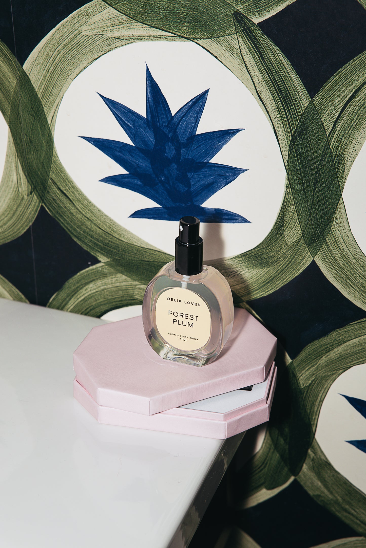 CELIA LOVES ROOM AND LINEN SPRAY - FOREST PLUM