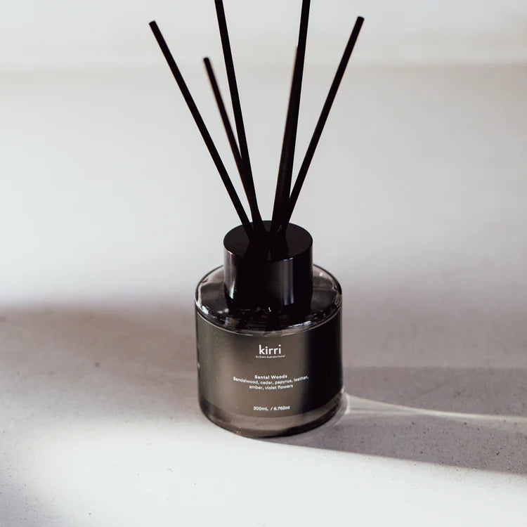 KIRRI BY SCENT AUSTRALIA HOME - REED DIFFUSER 200ML - SANTAL WOODS