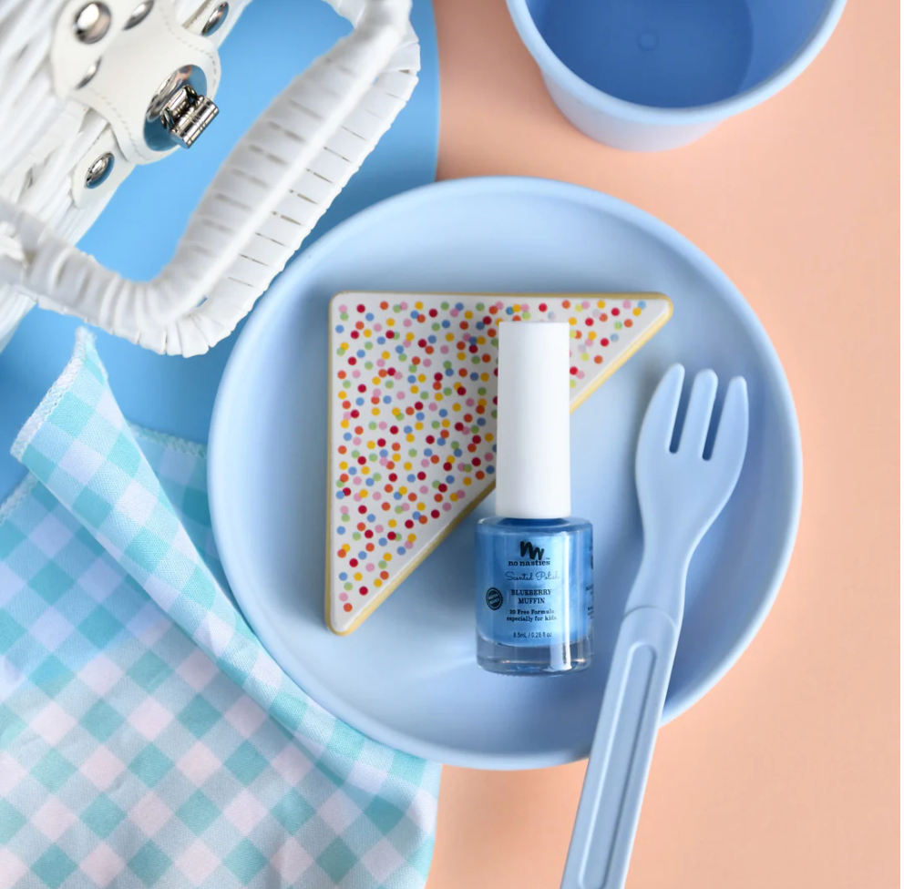 NO NASTIES - SCENTED NAIL POLISH - BLUEBERRY MUFFIN