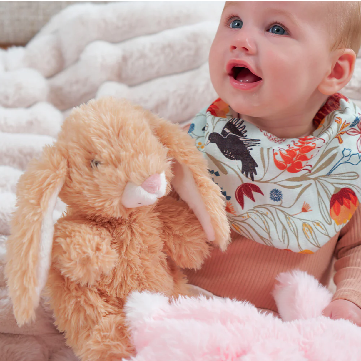 ANNABEL TRENDS - PLUSH HEATABLE BUNNY PINK