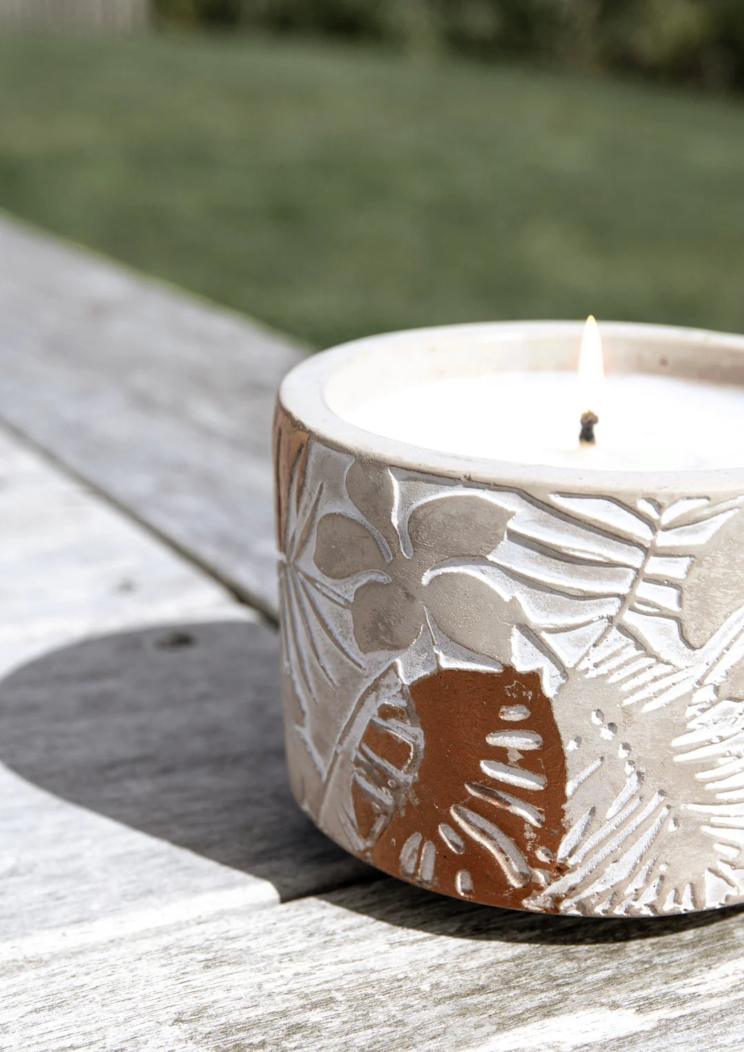 THE AROMATHERAPY CO - THERAPY GARDEN - CITRONELLA CANDLE