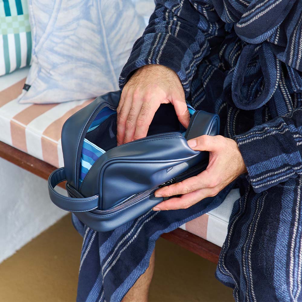ANNABEL TRENDS - TOILETRIES BAG - NAVY