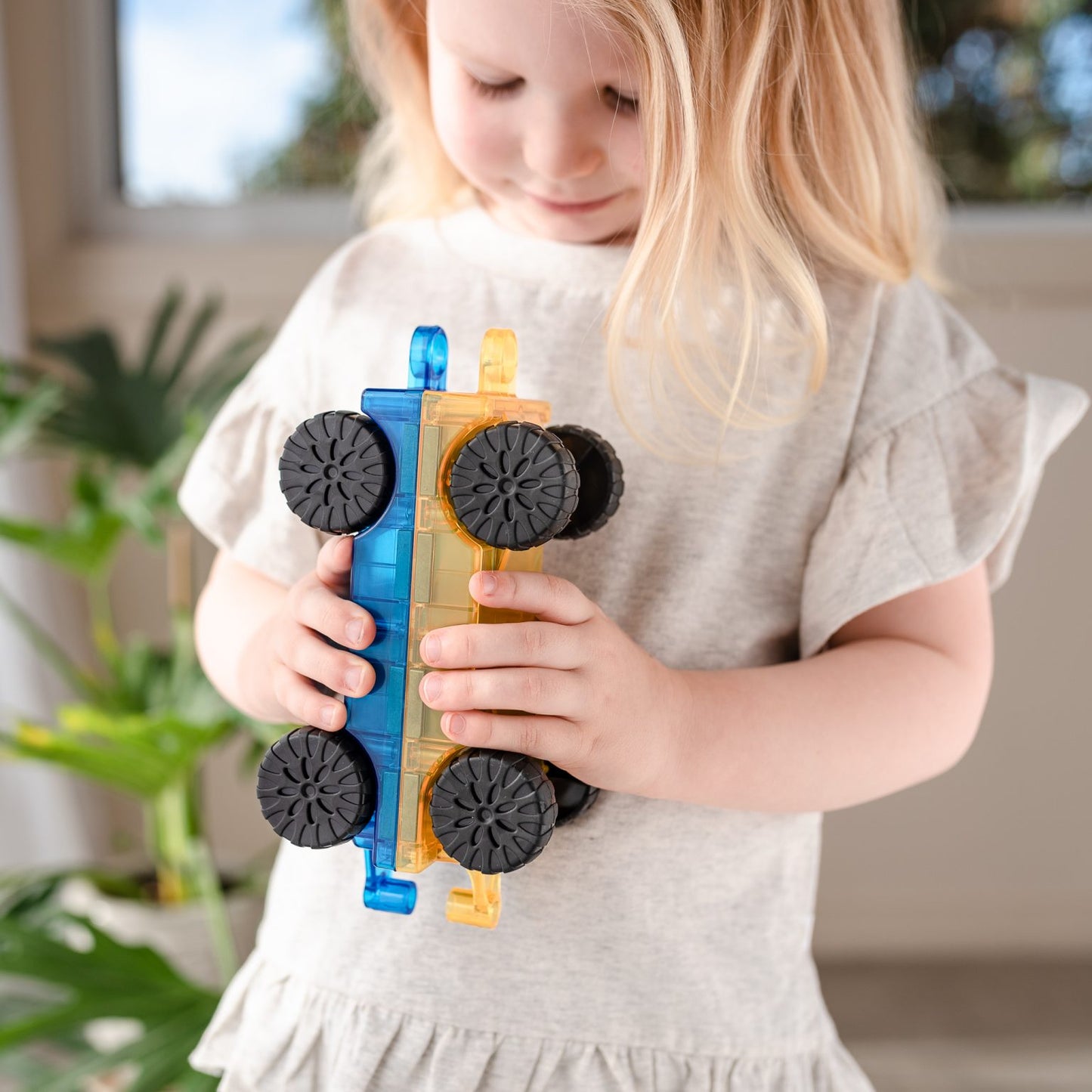 CONNETIX TILES- 2 PIECE CAR PACK
