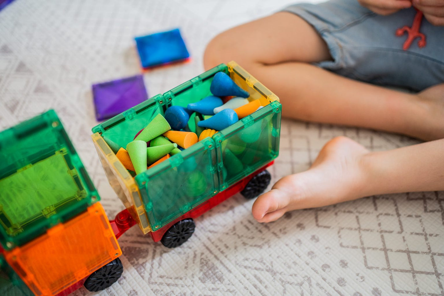CONNETIX TILES - RAINBOW MOTION PACK - 24 PIECES