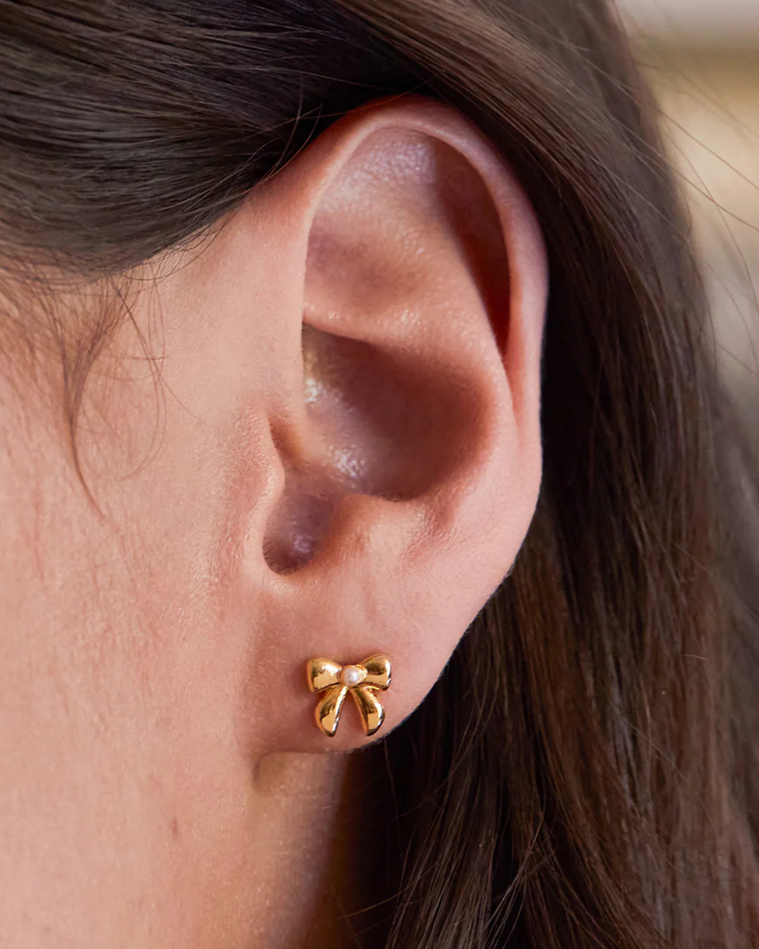 ESTELLA BARTLETT - EARRINGS - PEARL BOW STUD