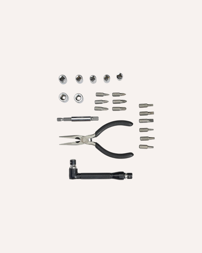 GENTLEMEN'S HARDWARE - TOOLS OF THE TRADE KIT