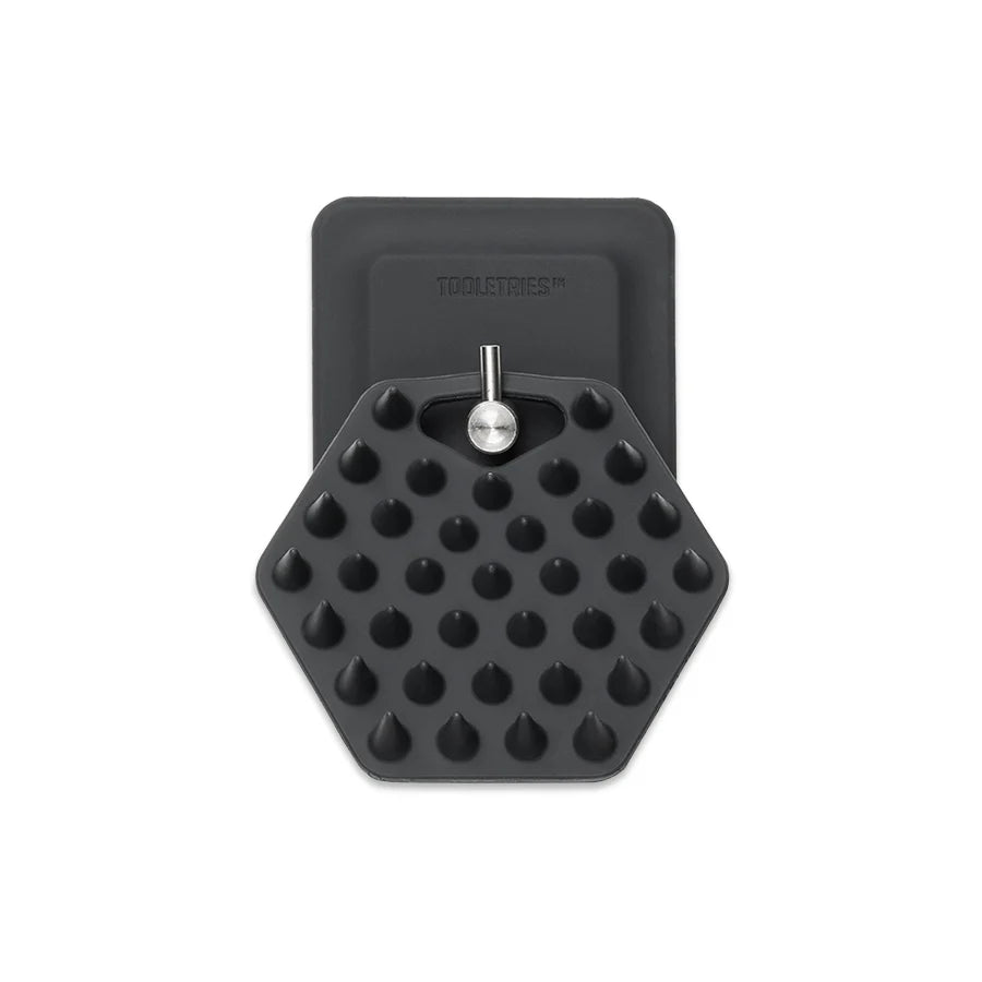 TOOLETRIES - BEARD SCRUBBER AND HOOK