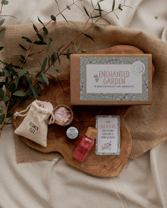 LITTLE POTION CO - MINI POTION PLAY KIT - ENCHANTED GARDEN
