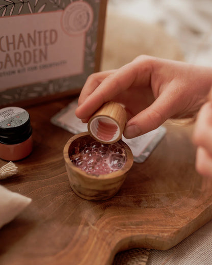 LITTLE POTION CO - MINI POTION PLAY KIT - ENCHANTED GARDEN