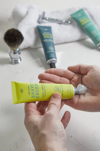 GENTLEMEN'S HARDWARE - CLEAN CUT SHAVE KIT