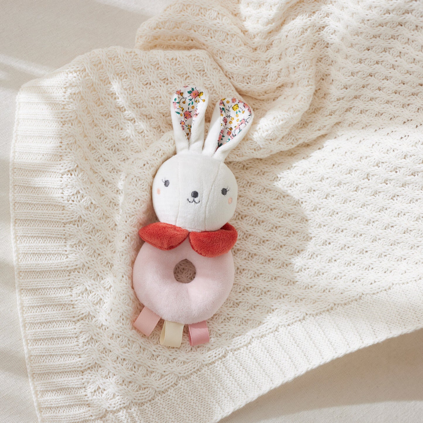 JIGGLE & GIGGLE - BUNNY RATTLE