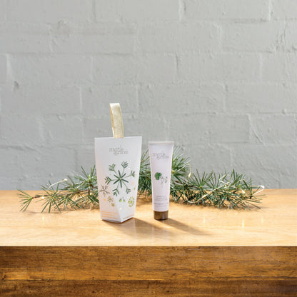 MYRTLE & MOSS CHRISTMAS ORNAMENT - BERGAMOT TANGERINE & GERANIUM