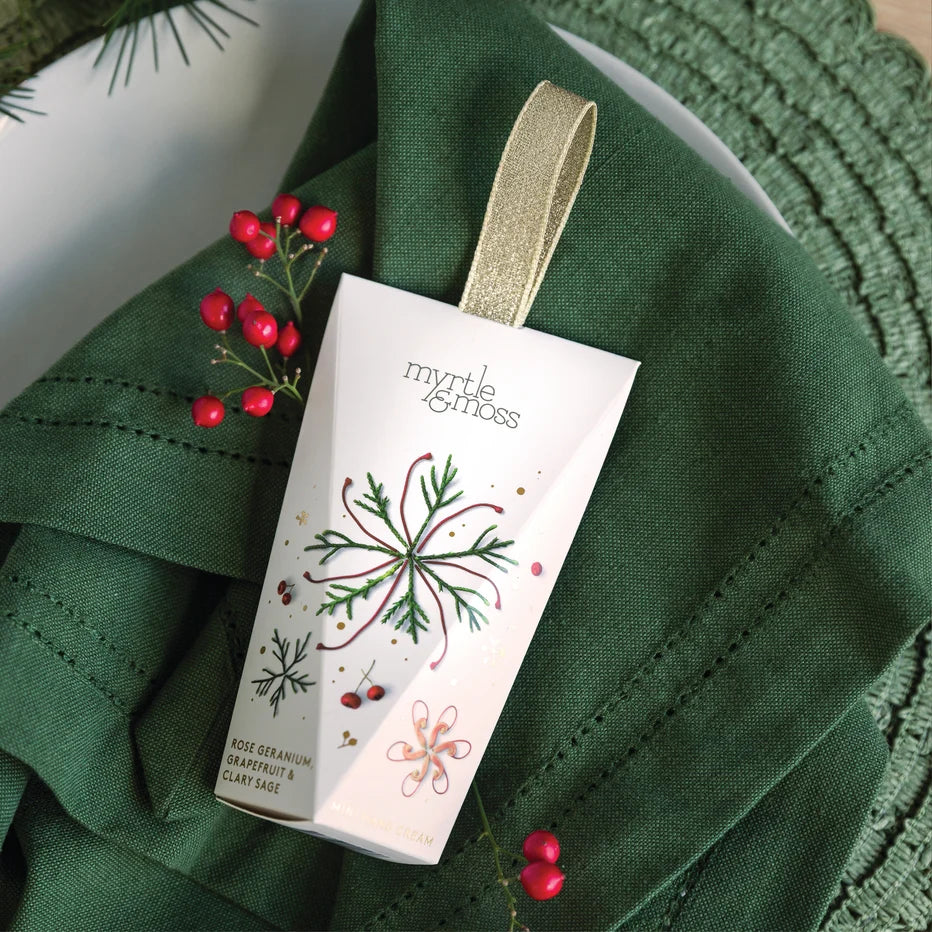 MYRTLE & MOSS CHRISTMAS ORNAMENT - ROSE GERANIUM GRAPEFRUIT & CLARY SAGE