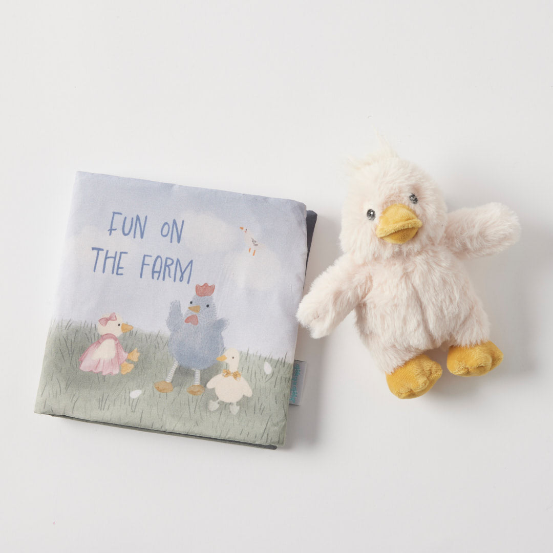 JIGGLE & GIGGLE - FABRIC ACTIVITY BOOK & TOY SET - FARM