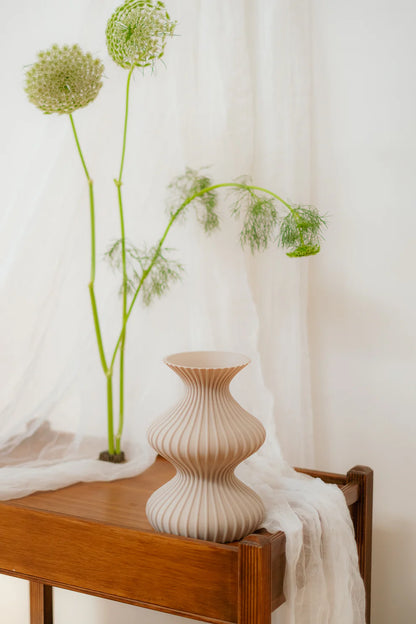 PRINTING POTTERS - ILLUSION VASE