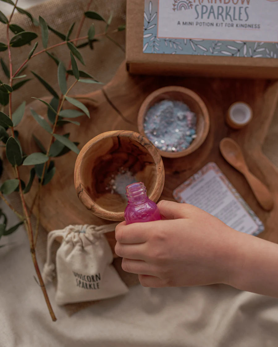 LITTLE POTION CO - MINI POTION PLAY KIT - RAINBOW SPARKLES