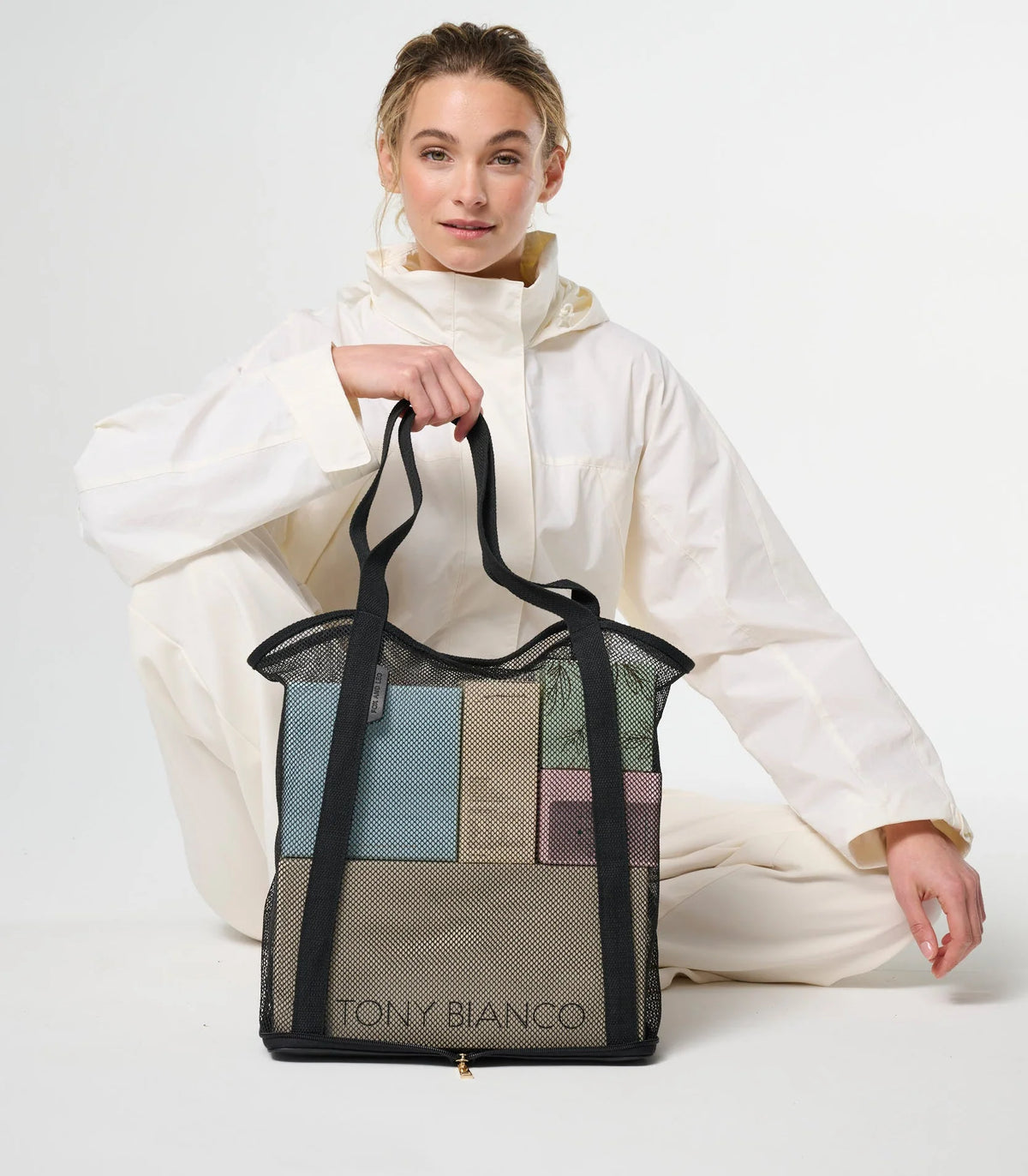 FOX AND LEO - GET UP AND BAG - BLACK