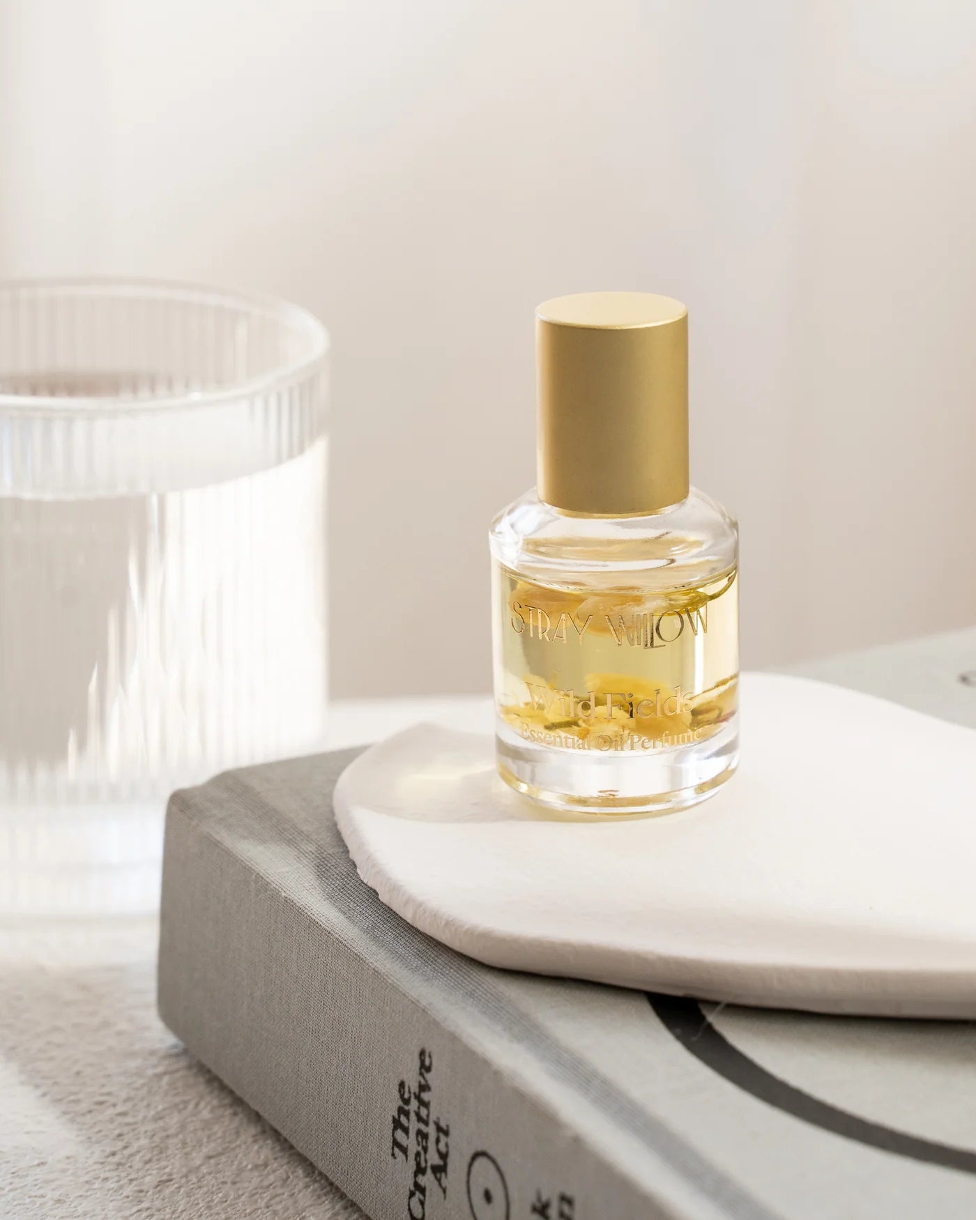 STRAY WILLOW - ESSENTIAL OIL PERFUME - WILD FIELDS