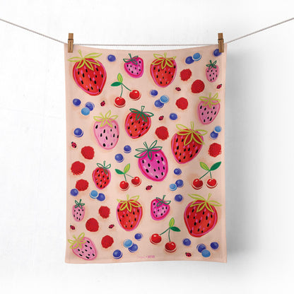 KITCHEN - MICROFIBRE TEA TOWEL - BERRYLICIOUS