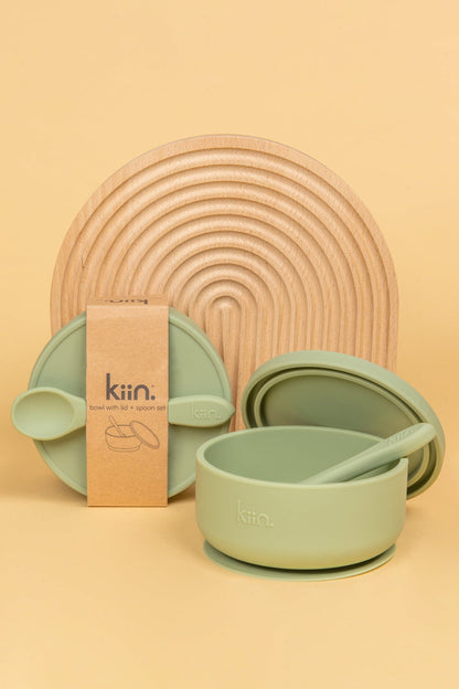 KIIN. SILICONE SUCTION BOWL WITH LID - SAGE