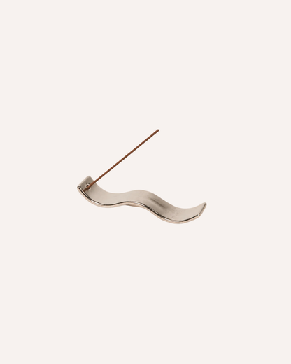GENTLE HABITS - CERAMIC WAVE HOLDER - SILVER